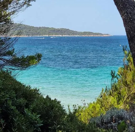 - La Porquerollaise 度假居